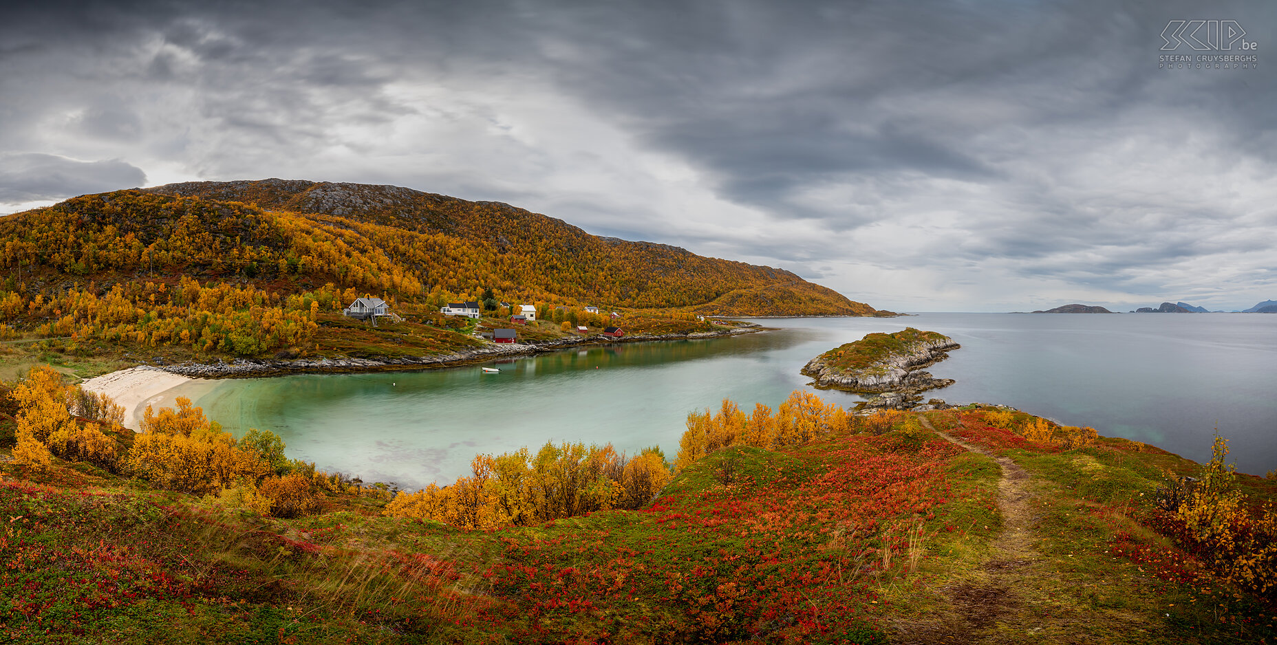 Senja - Botnhamn The phenomenal autumn colors near Jekthamna beach in the municipality of Botnhamn at Senja island Stefan Cruysberghs